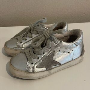 🇮🇹 Golden Goose x Bonpoint silver sneakers